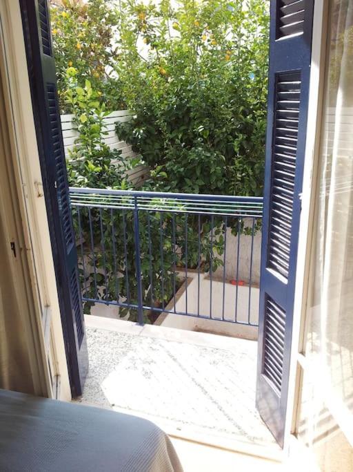 Cozy Seaside Apartment Loutraki 外观 照片